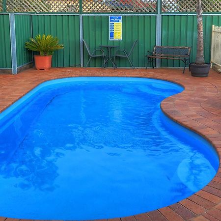 Endeavour Court Motor Inn Dubbo Esterno foto