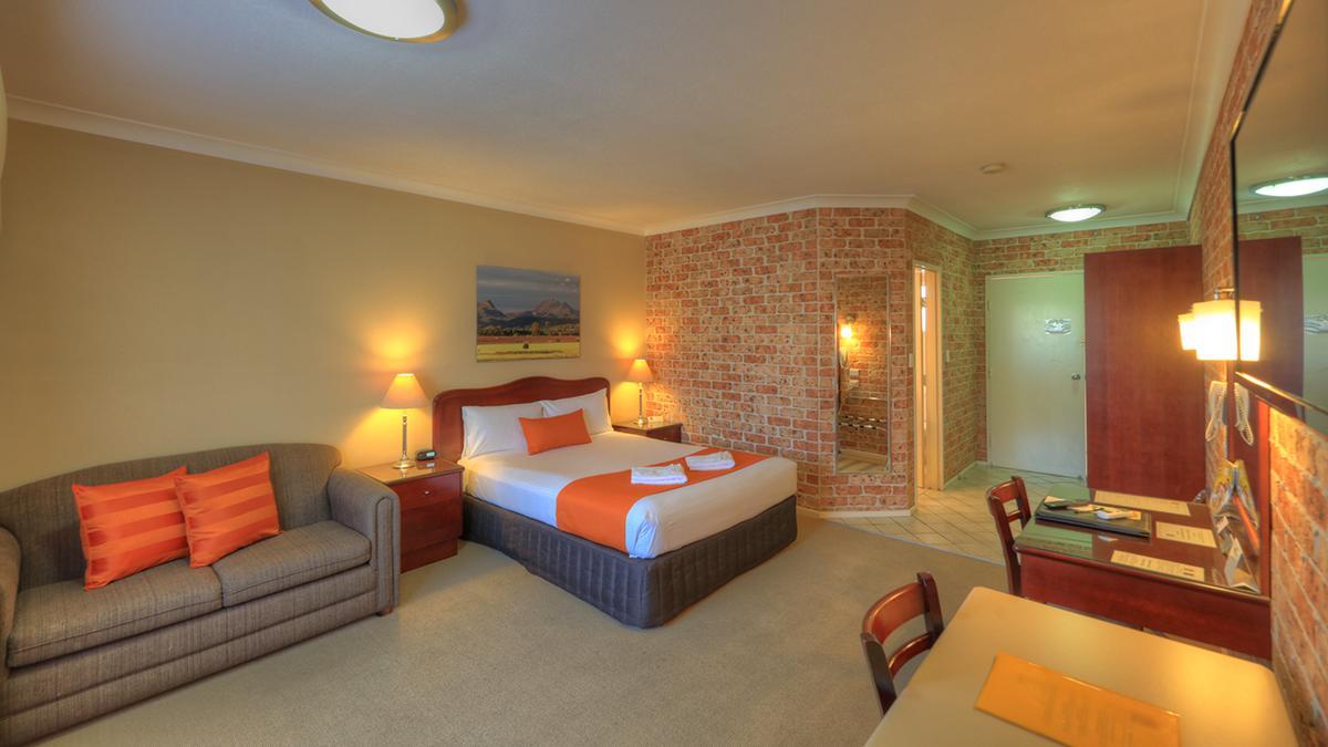 Endeavour Court Motor Inn Dubbo Esterno foto
