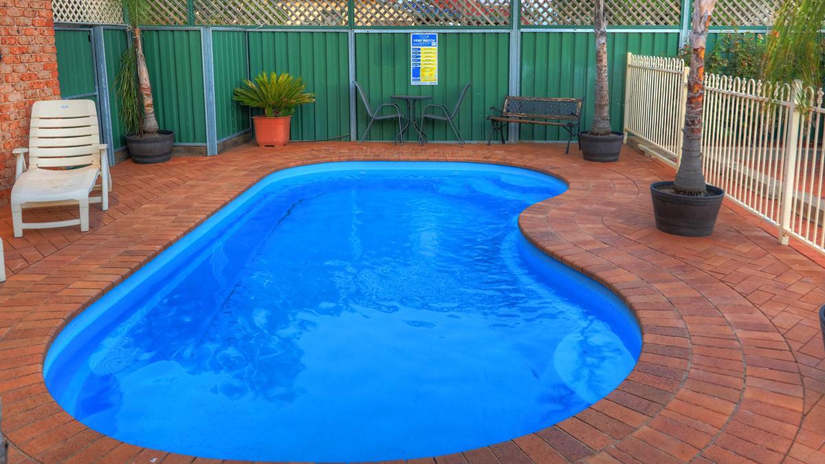 Endeavour Court Motor Inn Dubbo Esterno foto